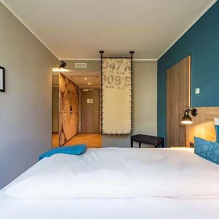 Hotel Harbr.