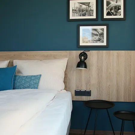Hotel Harbr Konstanz, A Member Of Radisson Individuals 3*