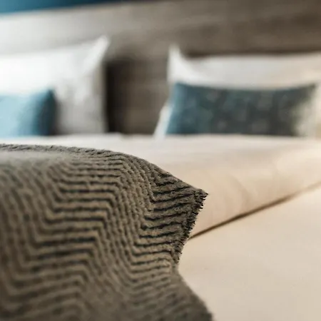 Hotel Harbr Konstanz, A Member Of Radisson Individuals Konstanz